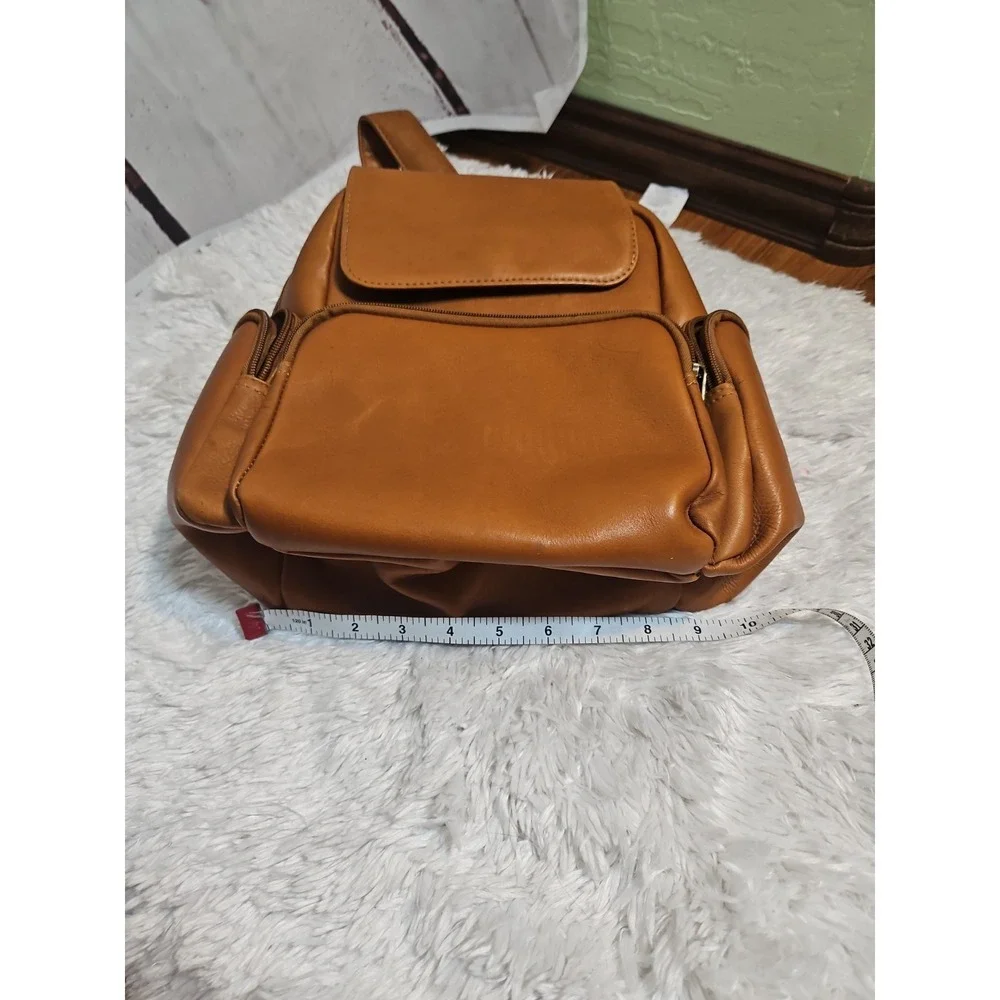 The Unbranded Brand genuine leather